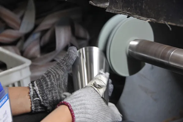 Stainless Steel Coffee Mug Factory Workshop